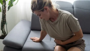 Wciąż pokutuje przekonanie, że kobiecość równa się ból. Na endomitozę choruje nawet milion Polek