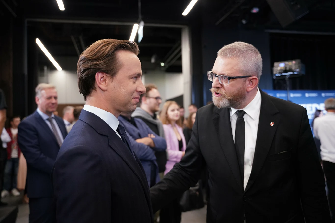 Zmiany we władzach Konfederacji Zmiany we władzach Konfederacji