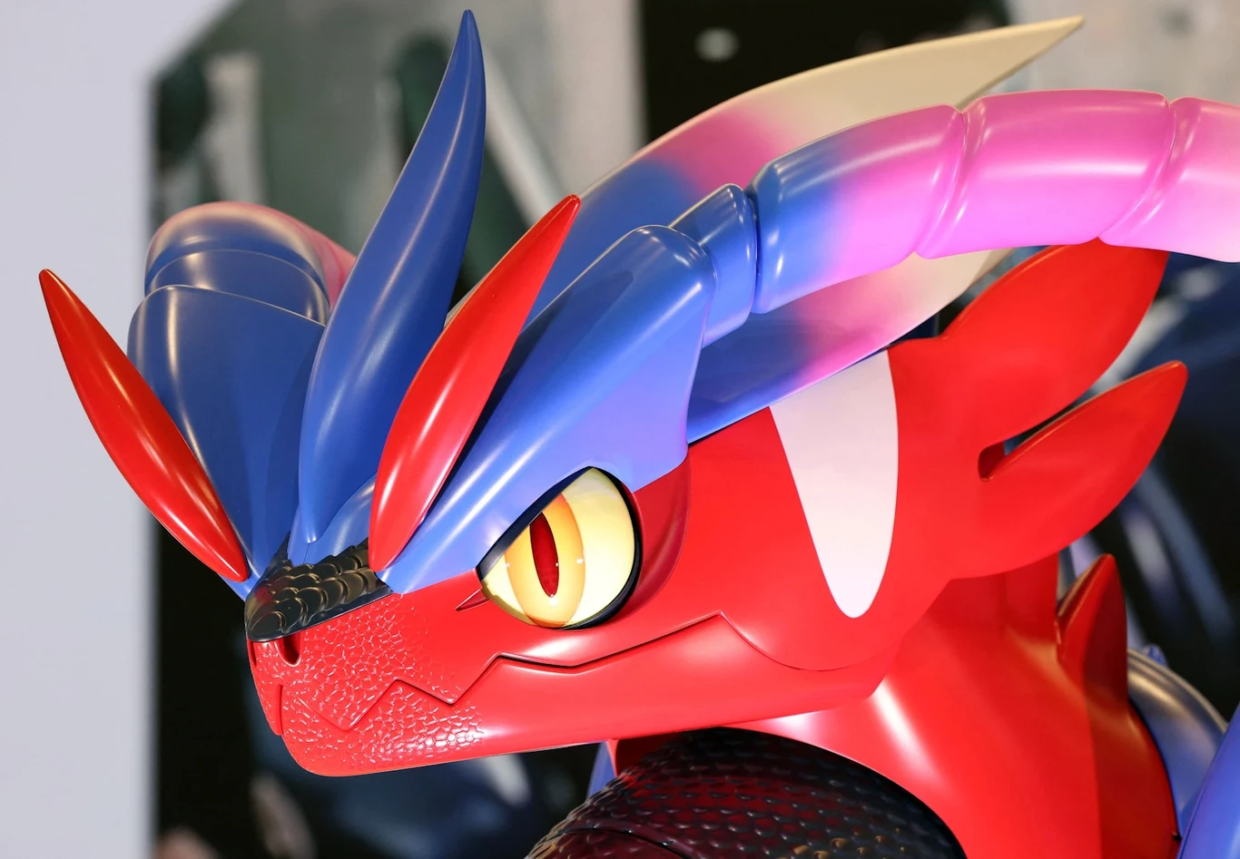 Koraidon Hondy ma wpełni animowany przód, którego mimika zależy od wykonanych manewrów kierowcy