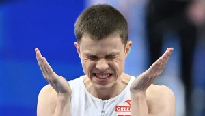 Maciej Wyderka ma czego żałować. Biegł świetnie przez ponad 700 metrów. A później popełnił błąd. I zabraknie go w finale