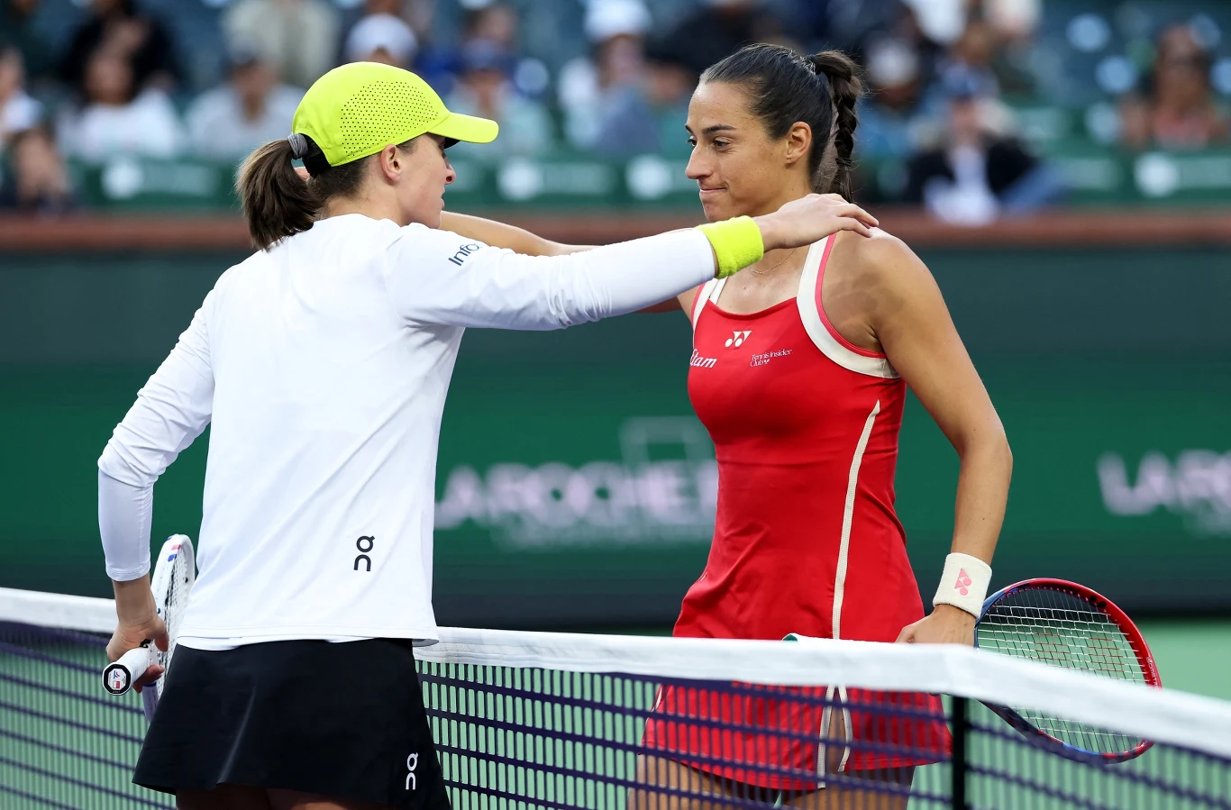 Iga Świątek i Caroline Garcia