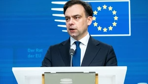 Polska szybciej wyjdzie z "karnej procedury" UE? Minister Domański wyjaśnia