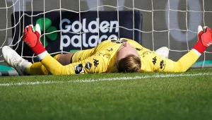 Maxime Delanghe, bramkach Cercle Brugge, w trakcie przegranych derbów miasta