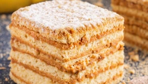 Ciasto miodowe na co dzień i od święta. Rozpływa się w ustach