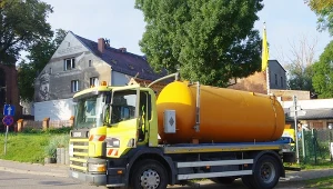 Jak uniknąć kary za brak wywozu szamba? Urzędnicy sprawdzą te dokumenty.