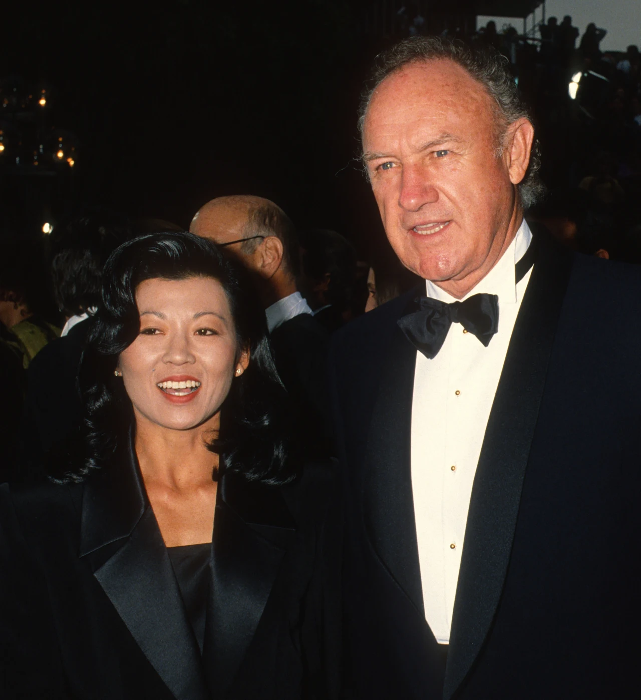 Betsy Arakawa i Gene Hackman w 1993 roku Betsy Arakawa i Gene Hackman w 1993 roku