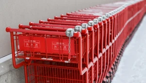 Kanada. Sklepy oznaczą towary, które podrożały przez odwetowe cła