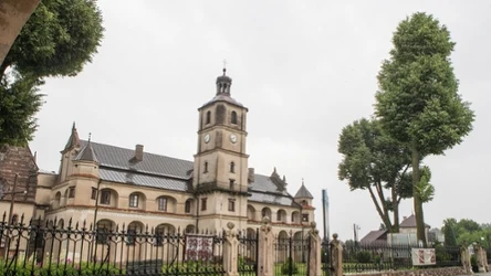 Wąchock to jedno z bardziej urokliwych miasteczek w województwie świętokrzyskim. Co ma do zaoferowania?