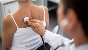 Jedne z najczęstszych zakażeń u ludzi. Objawy od skóry po narządy wewnętrzne