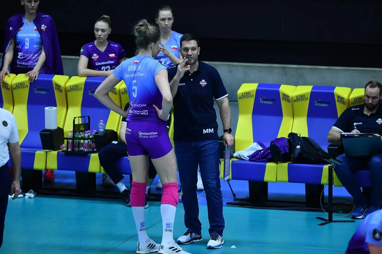 Trener DevelopResu Rzeszów Michal Masek w rozmowie z Agnieszką Korneluk Trener DevelopResu Rzeszów Michal Masek w rozmowie z Agnieszką Korneluk