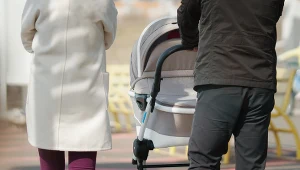 Te pary mogą skorzystać z rządowego programu wsparcia in vitro