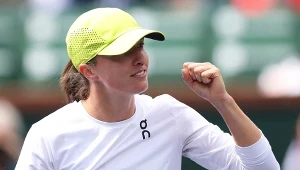 Iga Świątek wzięła rewanż, Qinwen Zheng bez szans. Polka w półfinale