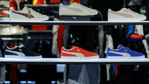 Gigant obuwniczy zmuszony do ostrych cięć. Zwolni 900 pracowników