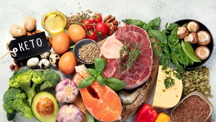 Czy dieta keto to cudowny sposób na szczupłą sylwetkę? Oto na co zwrócić uwagę