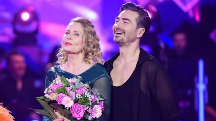 Grażyna Szapołowska odpadła z "Tańca z Gwiazdami". Internauci ocenili udział aktorki w show: "Klasa!"