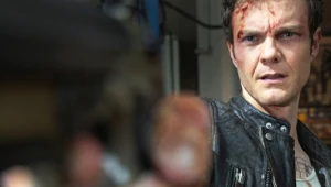 Jack Quaid w "Nowokainie" wygląda jak 100 procent Max Payne'a