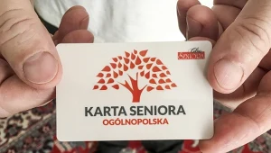 Karta seniora to dokument, dzięki któremu można korzystać z wielu zniżek i ulg. 