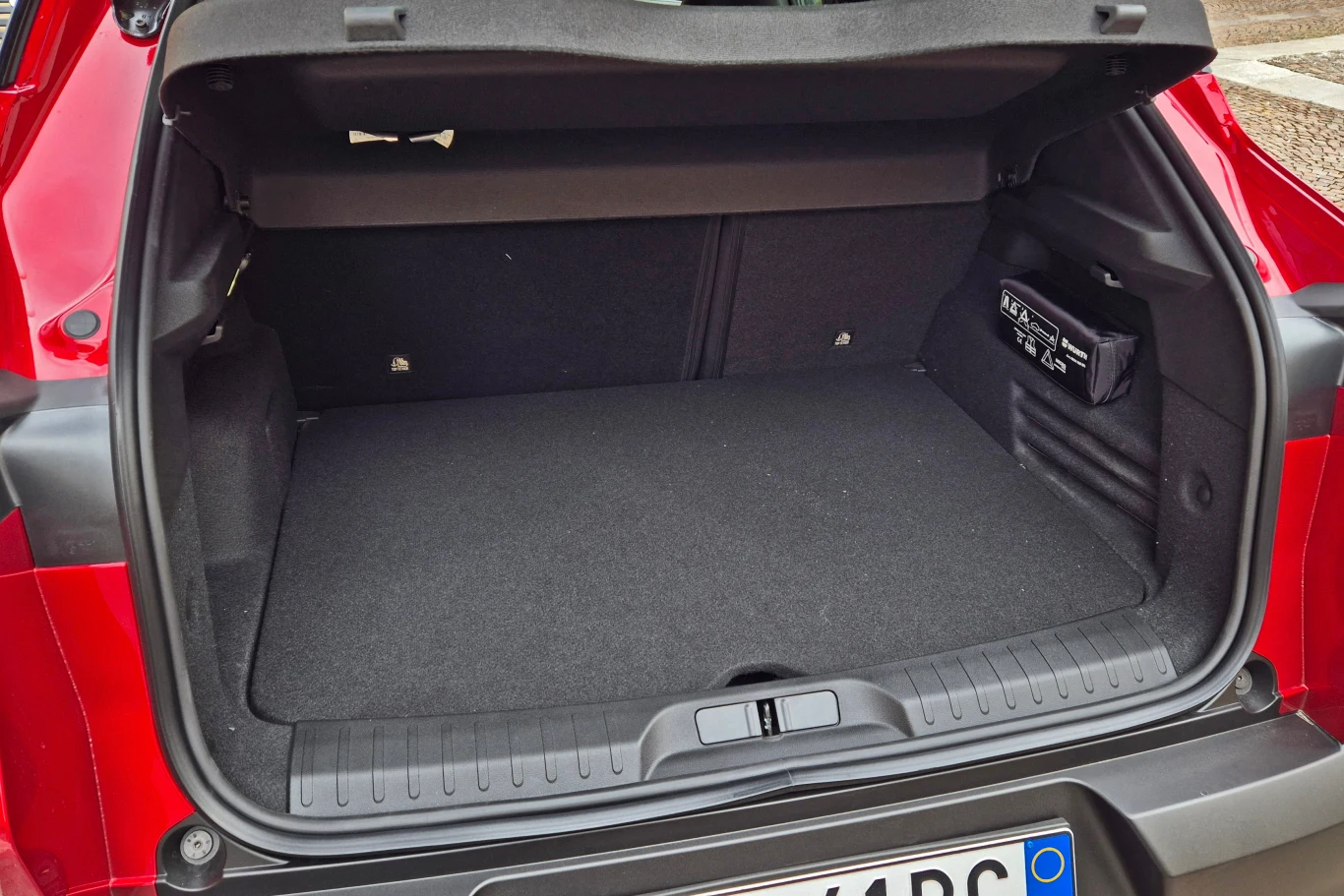 Alfa Romeo Junior Ibrida Q4