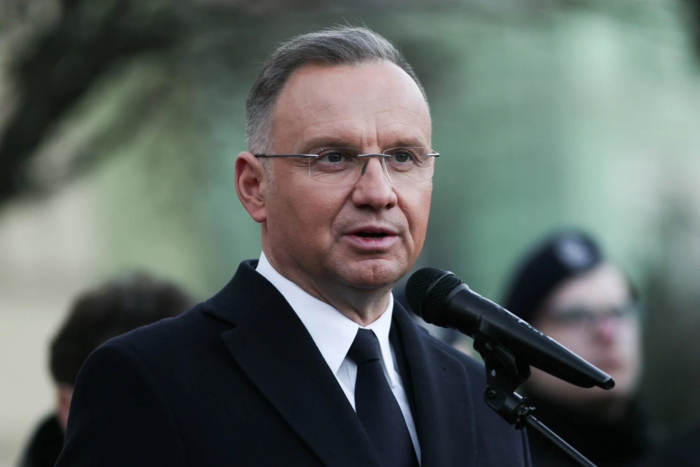 Prezydent Rzeczypospolitej Polskiej Andrzej Duda podczas przemówienia na rynku we Wschowie Prezydent Rzeczypospolitej Polskiej Andrzej Duda podczas przemówienia na rynku we Wschowie