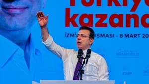 Polityczny wstrząs w Turcji. Zawirowania na rynku walut dotknęły złotego