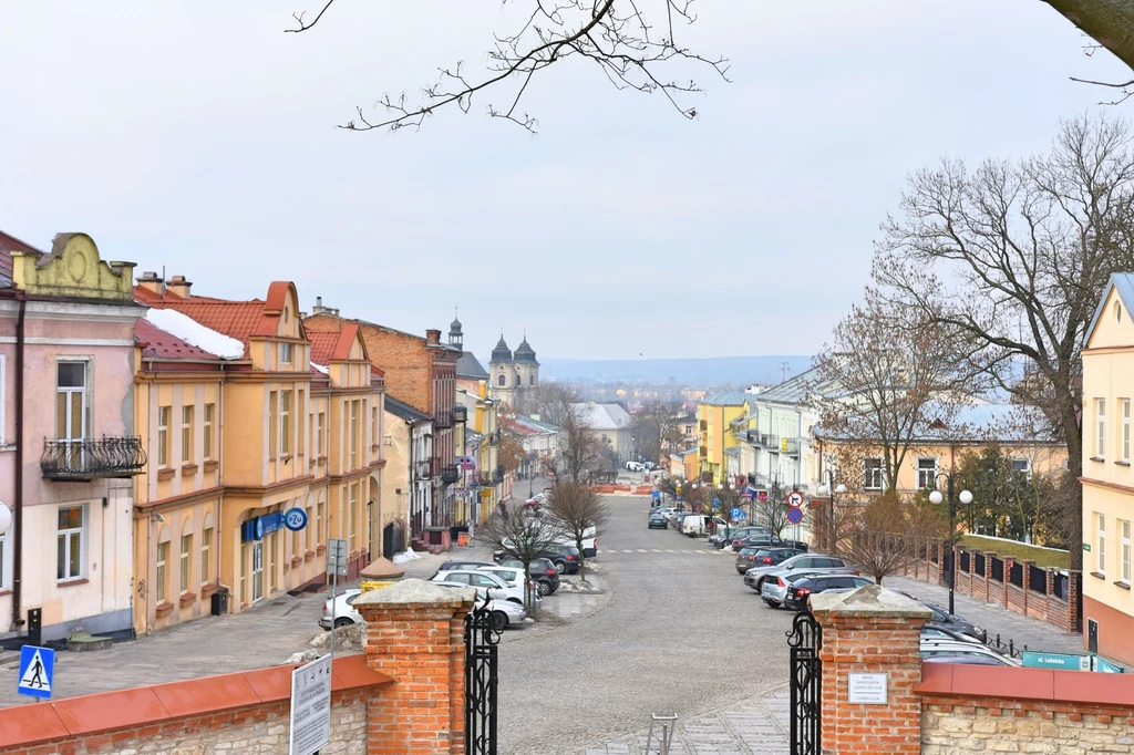 Według wierzeń duch Bieluch strzeże mieszkańców miasta 