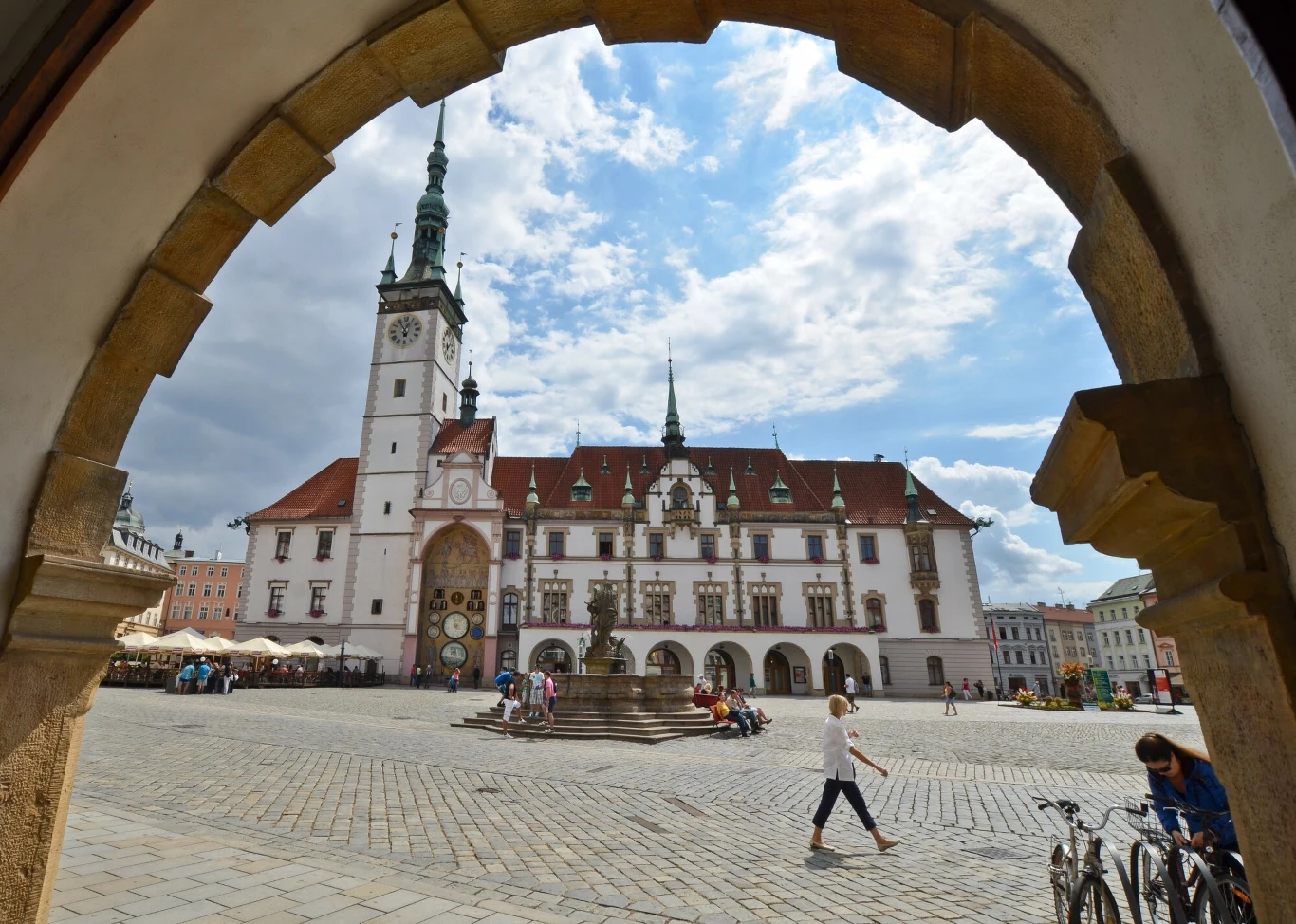 Ołomuniec jest mniej zatłoczony od Pragi, a również nie brakuje tam pięknych zabytków Ołomuniec jest mniej zatłoczony od Pragi, a również nie brakuje tam pięknych zabytków