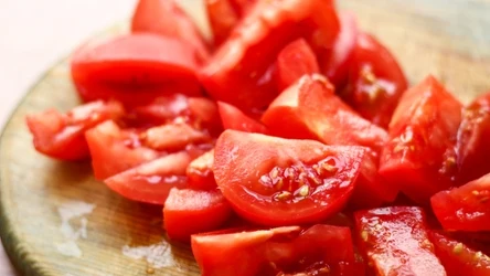 Pomidor w pielęgnacji to sekret pięknej skóry Koreanek