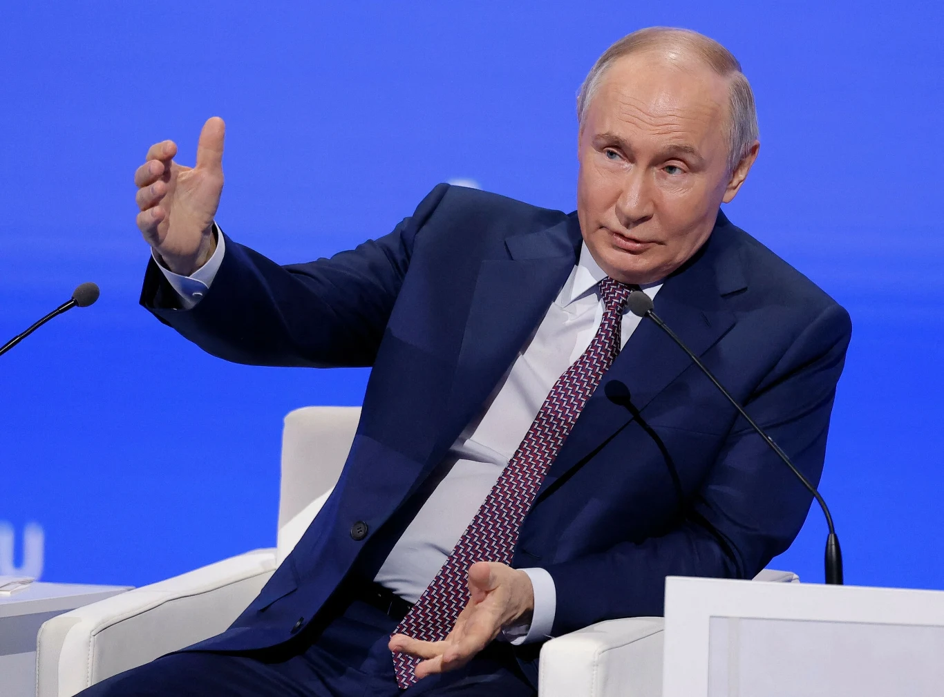 UE nie zrezygnuje z odejścia od rosyjskiego gazu. Rozmowy Trump-Putin nie mają wpływu na założony plan UE nie zrezygnuje z odejścia od rosyjskiego gazu. Rozmowy Trump-Putin nie mają wpływu na założony plan