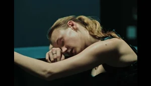 Nel Kaczmarek w filmie "Utrata równowagi"