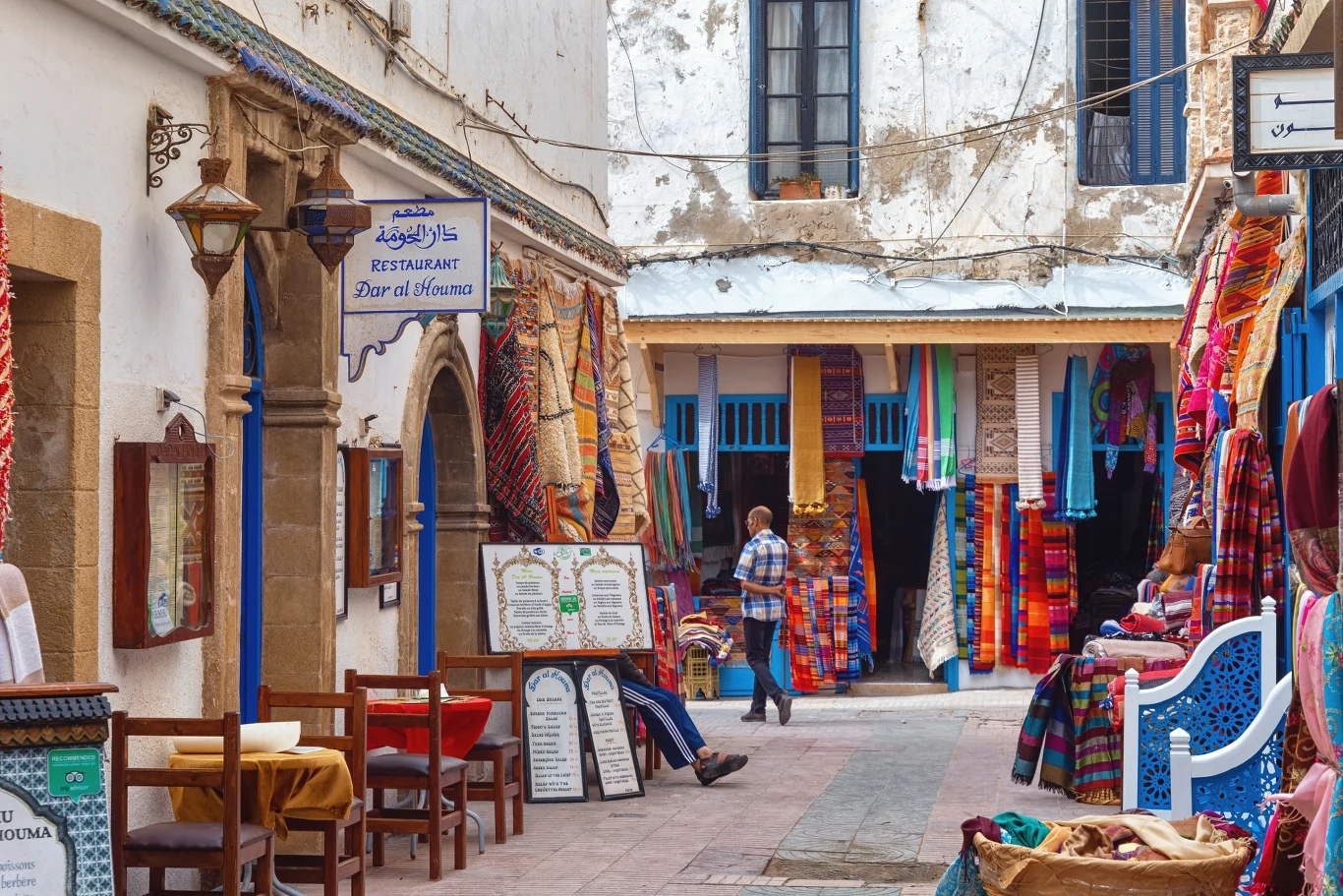 Klimatyczne uliczki w miasteczku Essaouira