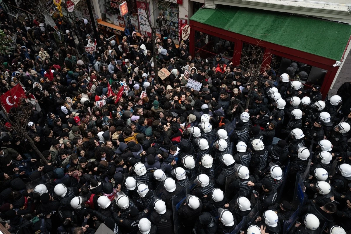 Protesty po aresztowaniu burmistrza Protesty po aresztowaniu burmistrza