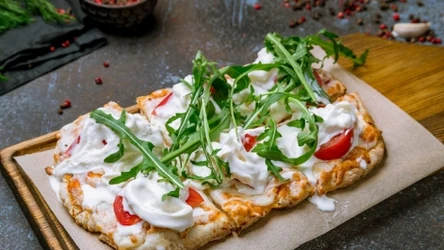 Straciatella to wyjątkowy typ sera. Sprawdzi się w wielu potrawach.