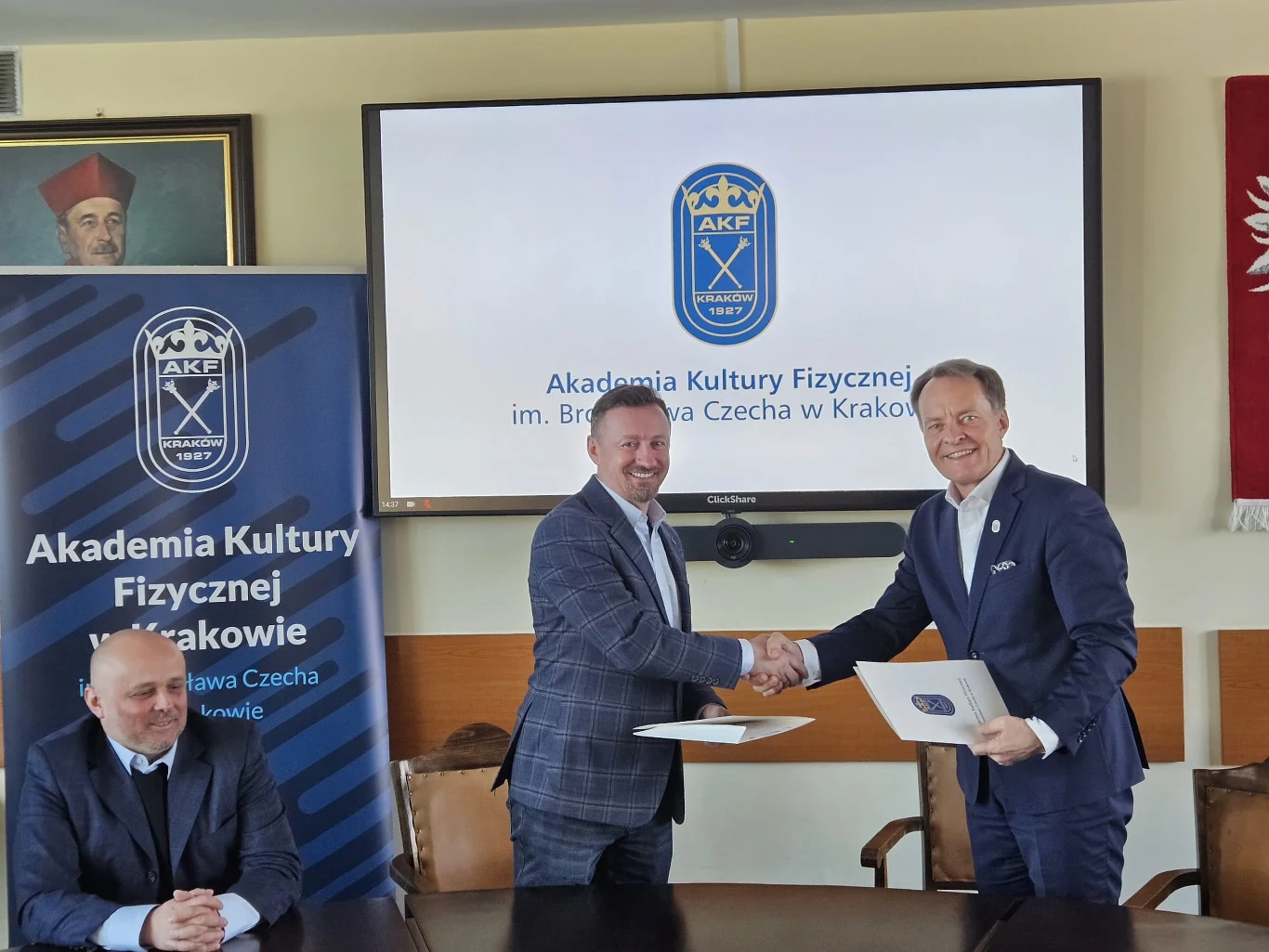 Adam Klimek, rektor AKF w Krakowie i Adam Małysz