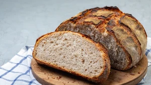 Najprostszy domowy chleb. Wychodzi chrupiący i delikatny