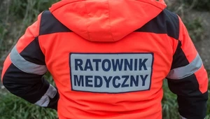 Atak na ratownika medycznego. Nie zdążył nawet wejść do mieszkania