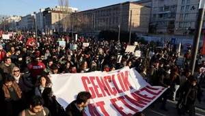 Tłumy na ulicach Stambułu. Doszło do starć z protestującymi