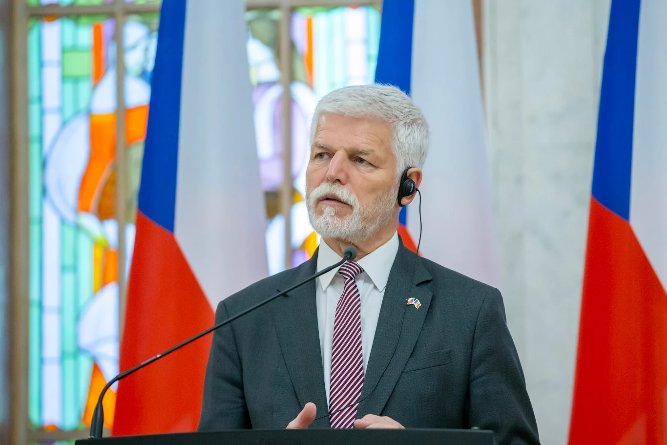 Prezydent Czech Petr Pavel powiedział, że jego kraj jest gotowy wziąć udział w międzynarodowej misji, która wysłałaby wojska na Ukrainę w przypadku porozumienia pokojowego z Rosją Prezydent Czech Petr Pavel powiedział, że jego kraj jest gotowy wziąć udział w międzynarodowej misji, która wysłałaby wojska na Ukrainę w przypadku porozumienia pokojowego z Rosją