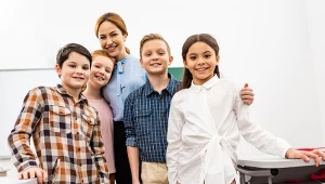 Podpowiadamy na co zwrócić uwagę, wybierając odpowiednią polisę dla dziecka