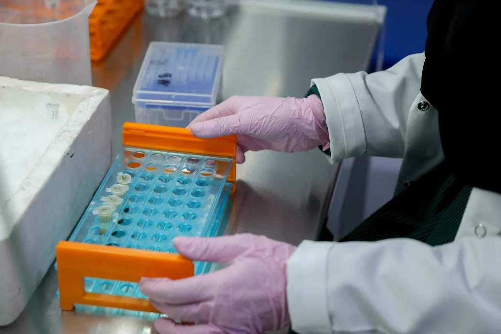Amerykańska firma testująca DNA 23andMe złożyła wniosek o ochronę przed bankructwem (zdj. ilustracyjne)