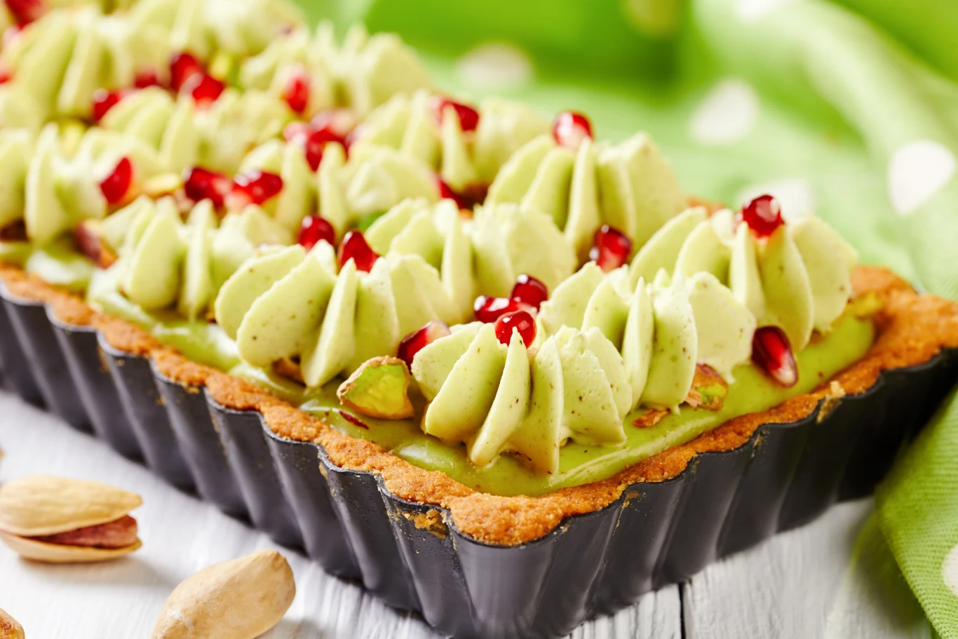 Mazurek pistacjowy to prawdziwy hit, nie tylko na Wielkanoc Mazurek pistacjowy to prawdziwy hit, nie tylko na Wielkanoc