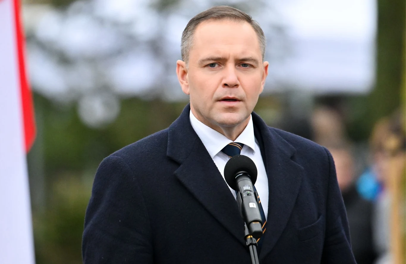 Prawie połowa respondentów uważa, że PiS powinno wymienić Karola Nawrockiego na innego kandydata Prawie połowa respondentów uważa, że PiS powinno wymienić Karola Nawrockiego na innego kandydata