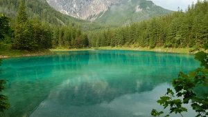 To jezioro znika zimą i pojawia się na wiosnę. To miejsce jest jak z bajki