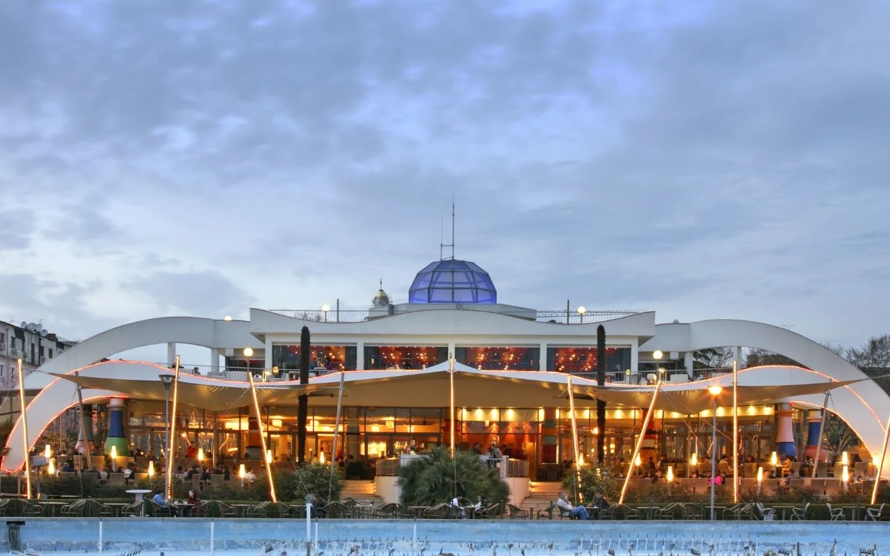 Tirana to prężnie rozwijająca się stolica Albanii