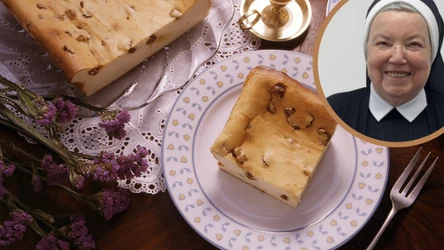 ​W tym roku na Wielkanoc zrobię sernik krakowski z 17 jajek. Z przepisu siostry Anastazji zawsze się udaje