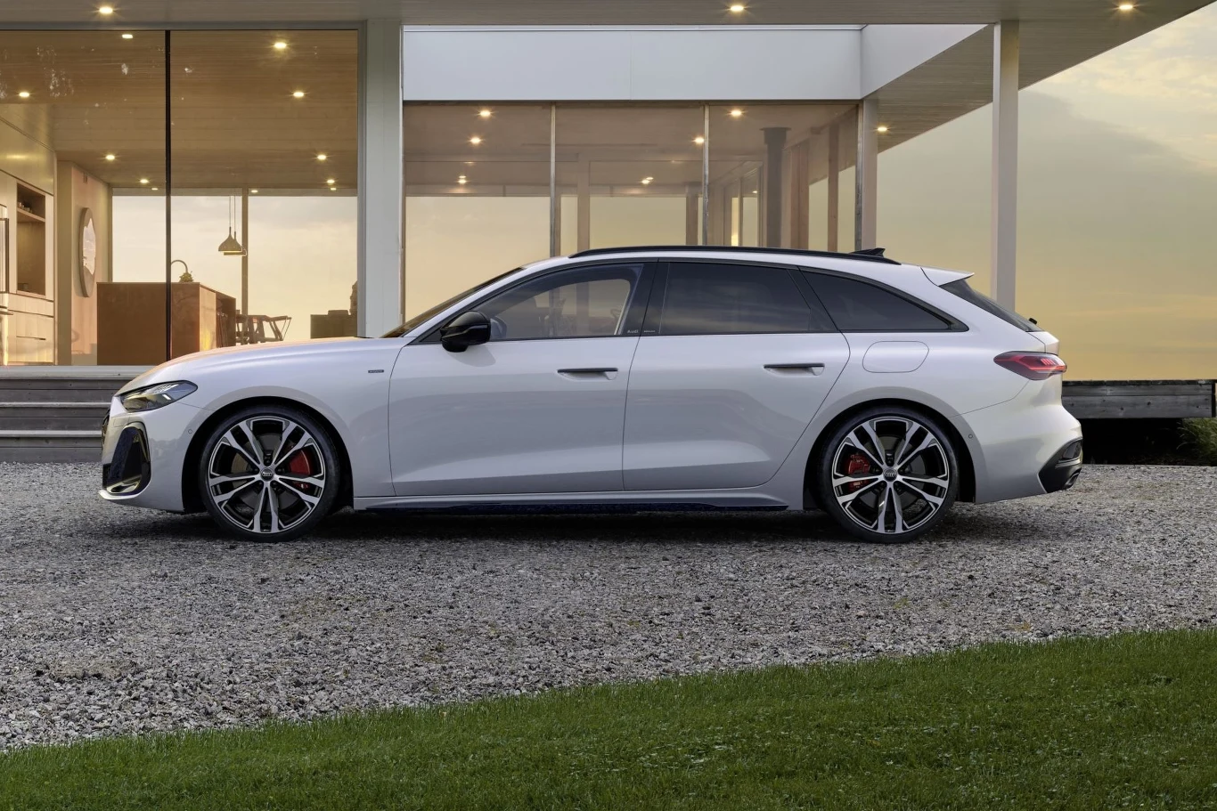 Audi A5 przejedzie na jednym ładowaniu do 116 km. 