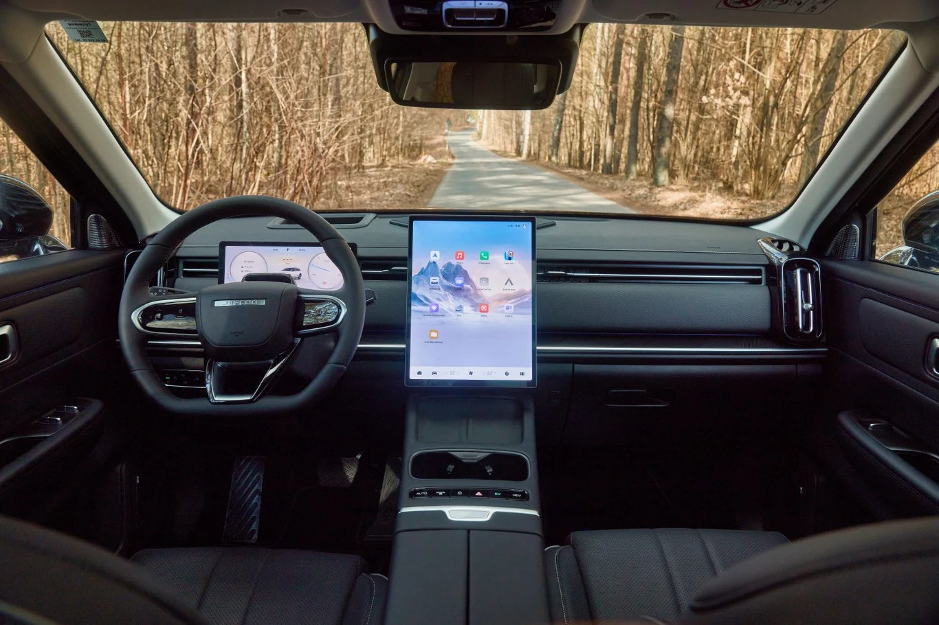 Jecoo 7 SHS wnętrze