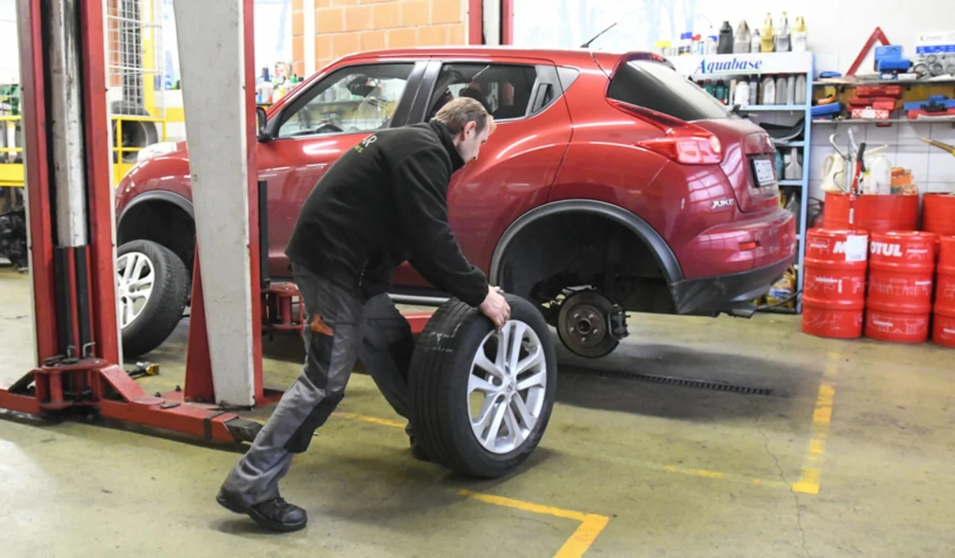 Na co zwrócić uwagę u wulkanizatora podczas wymiany opon? Na co zwrócić uwagę u wulkanizatora podczas wymiany opon?