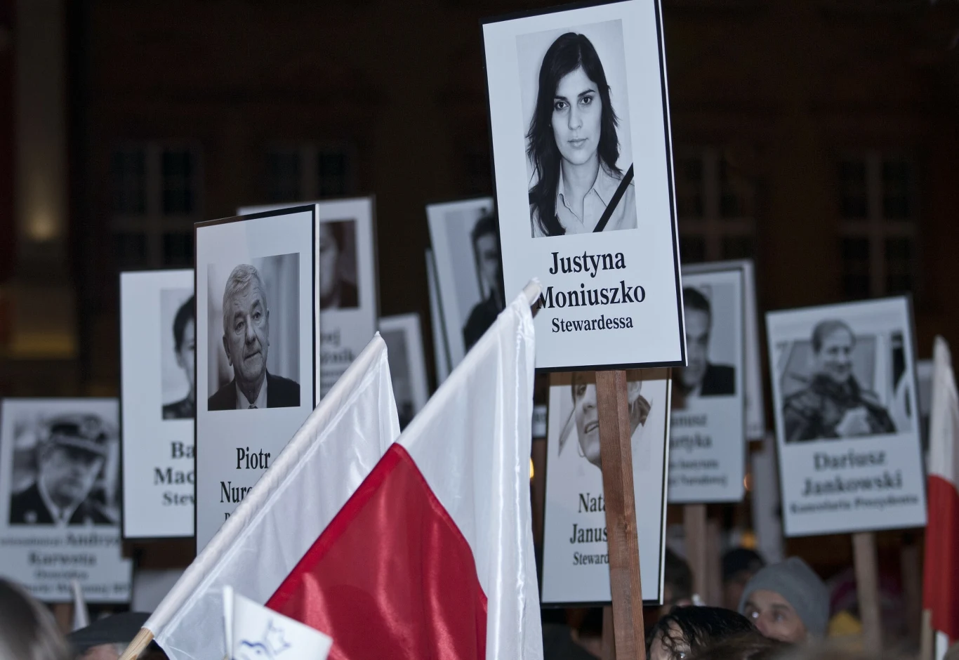 Justyna Moniuszko została pośmiertnie odznaczona Krzyżem Kawalerskim Orderu Odrodzenia Polski Justyna Moniuszko została pośmiertnie odznaczona Krzyżem Kawalerskim Orderu Odrodzenia Polski