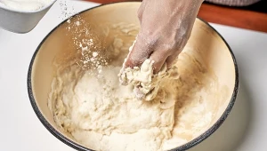 Szybkie i pyszne ciasto drożdżowe. Wychodzi każdemu