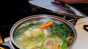 Zaskakujący dodatek do rosołu. Chodzi o kapustę